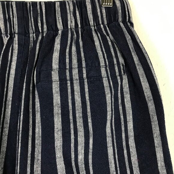 Navy Linen Blend Shorts Size Small - Picture 4 of 10